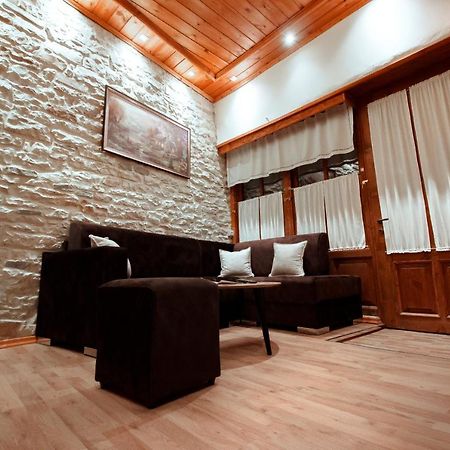 Duplex Apartment Viktoria Gjirokastër Exteriör bild