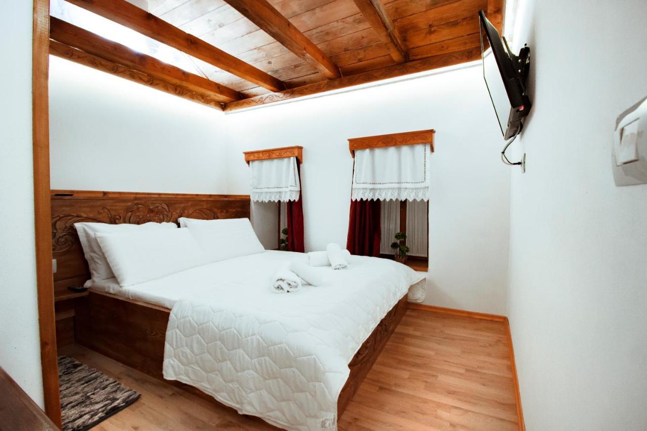 Duplex Apartment Viktoria Gjirokastër Exteriör bild